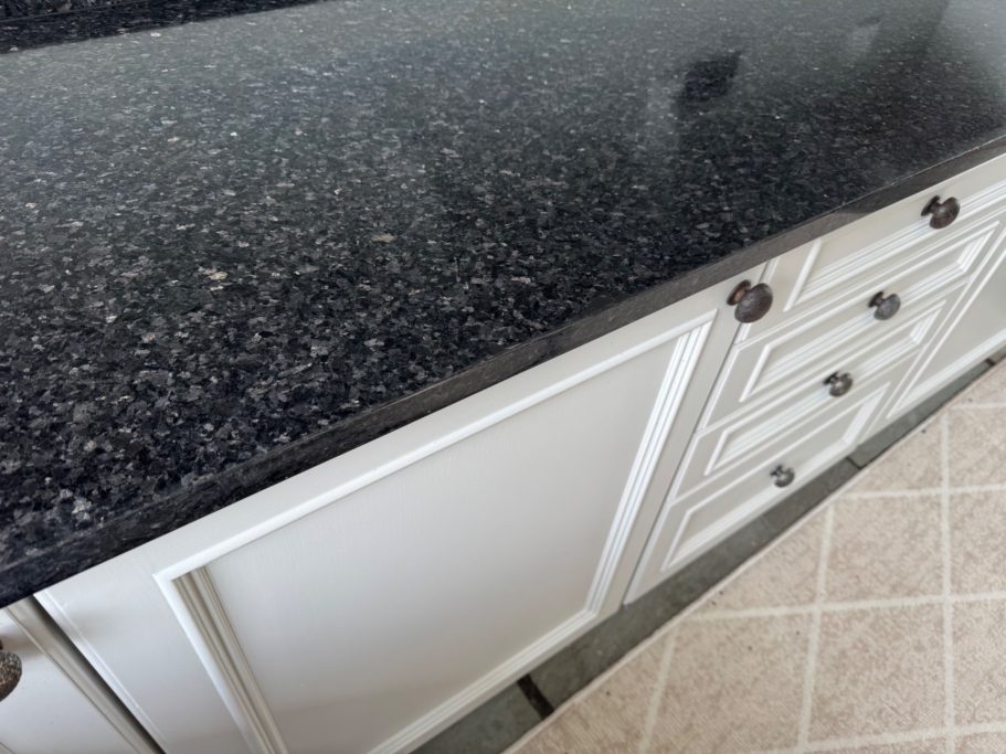 After restoration: refurbished granite in York The granite worked up in York was fully restored to its original look. This involved repairing the worktop.